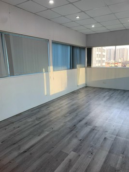 Cho thuê VP 100m2 tầng 2 số 124 Lạc Trung HBT - Hà Nội